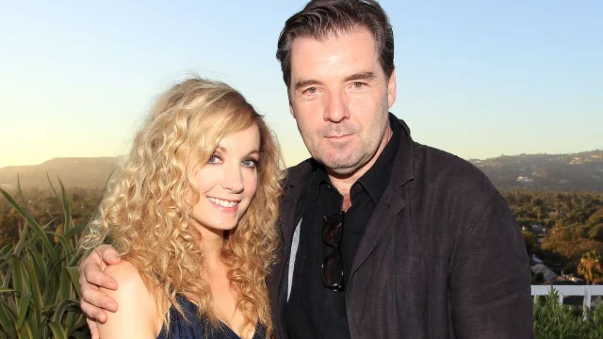 brendan coyle wife