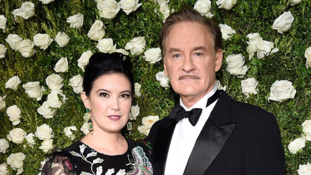 phoebe cates net worth